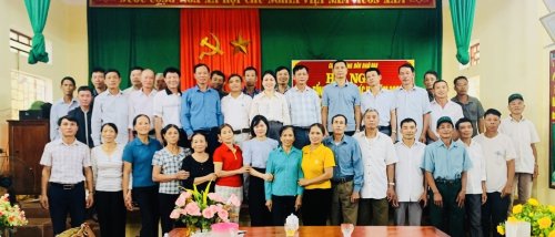 z6034305424688_bac2a279be7d97a6227258158dfa1569.jpg